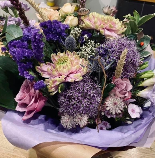 Fresh Flower Arrangements for Weddings Events and Businesses